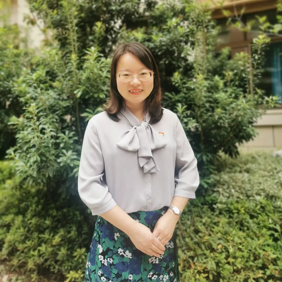 吴婕
