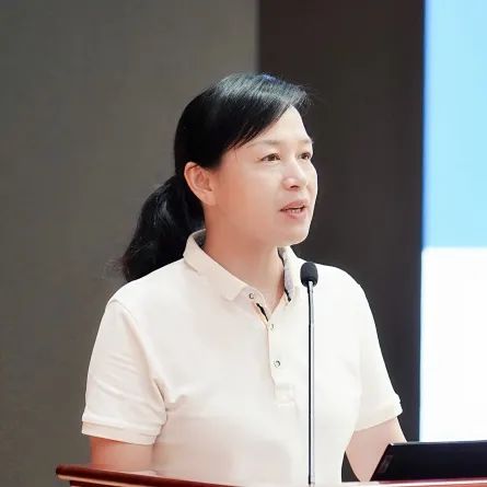 副校长彭健老师.jpg