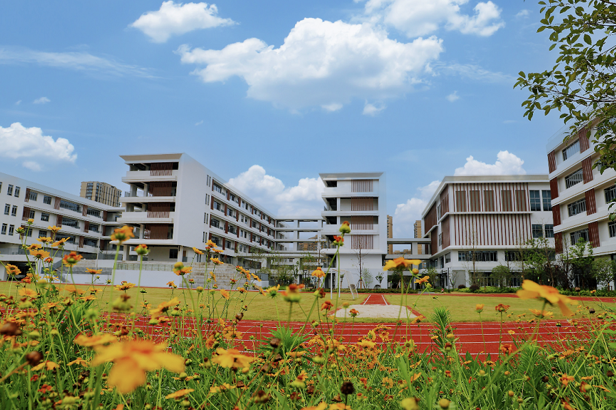 杭州市钱江外国语实验学校 潮涌校区1.png